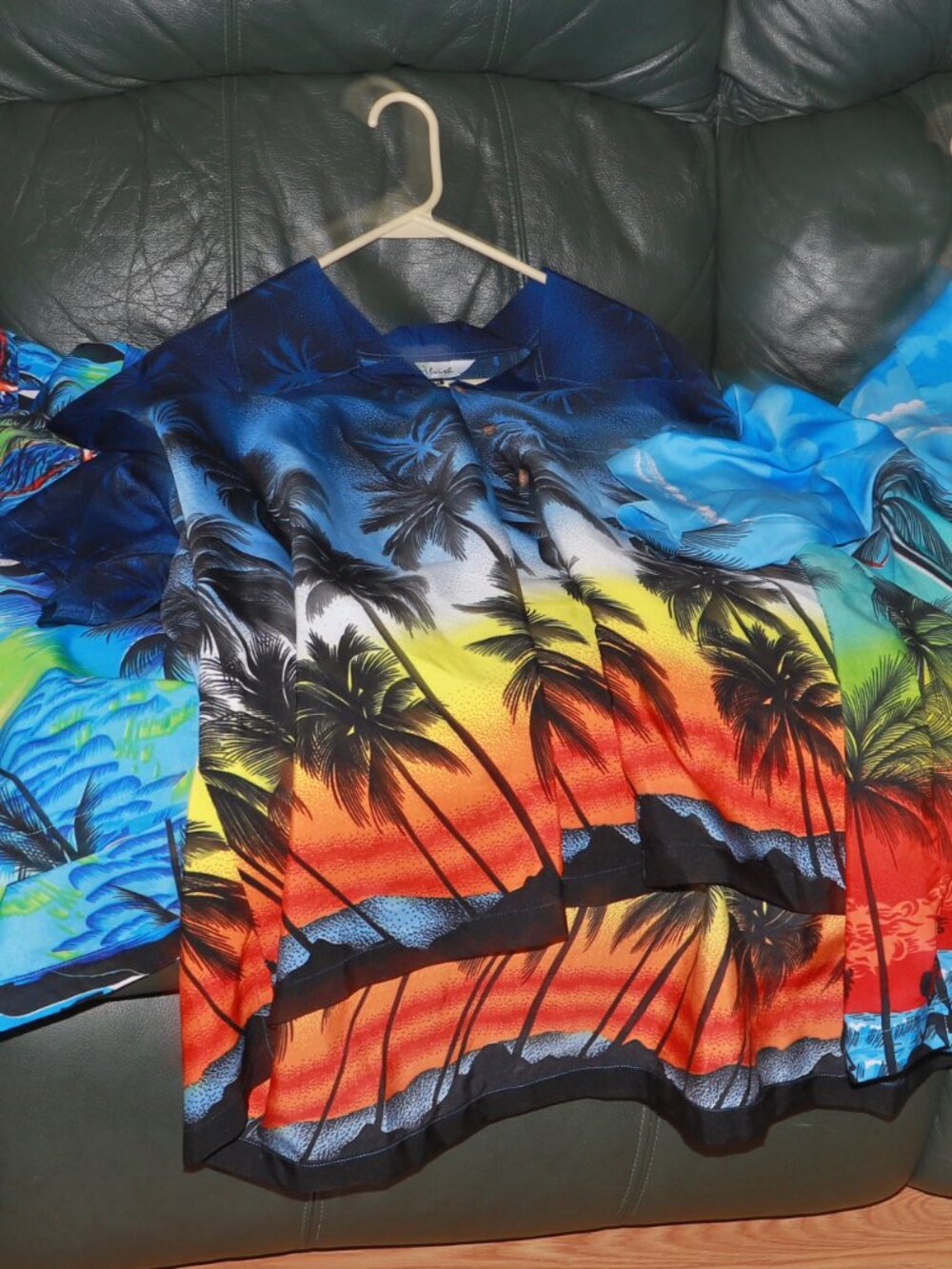 Lot of 3 Alvish  Multicolor Hawaiian Flower/Palm Trees  Shirts Men Sz 4XL